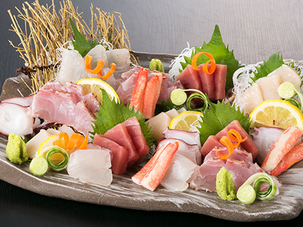 お食事　お刺身の盛り合わせ